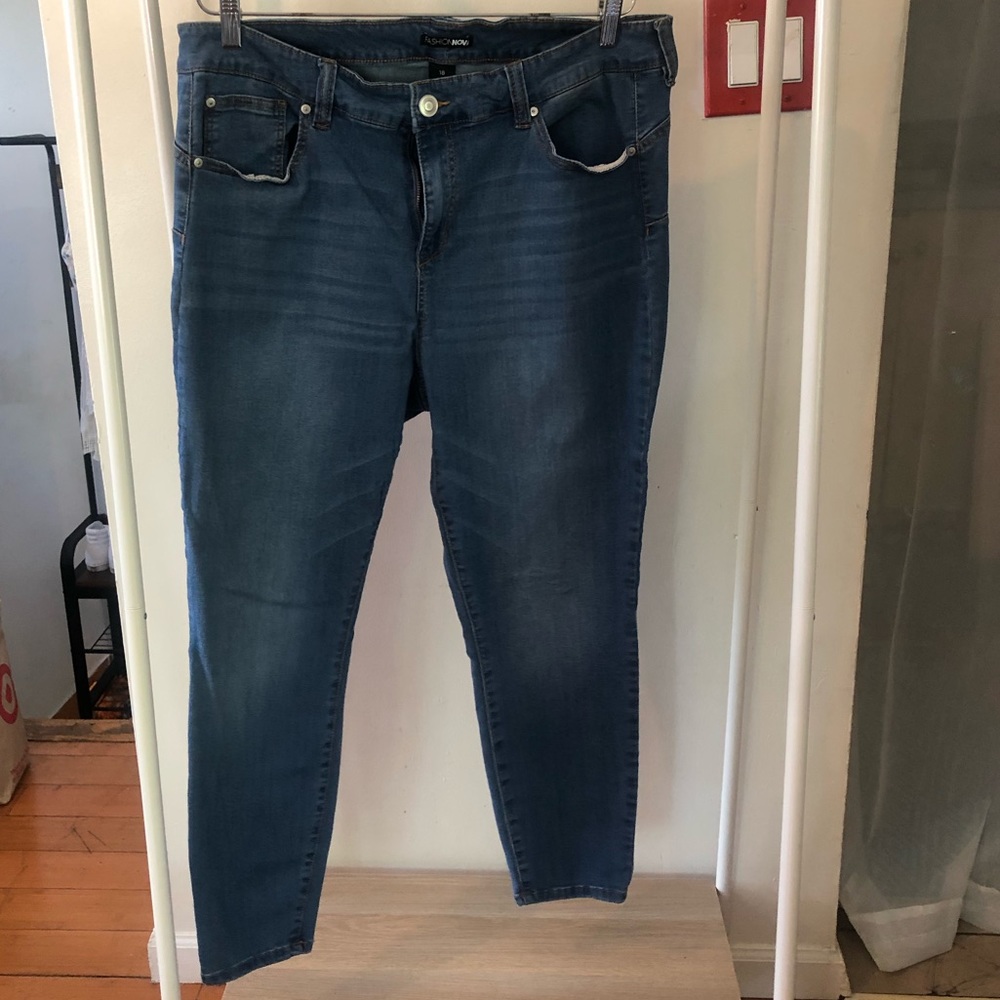 Fashion Nova jeggings